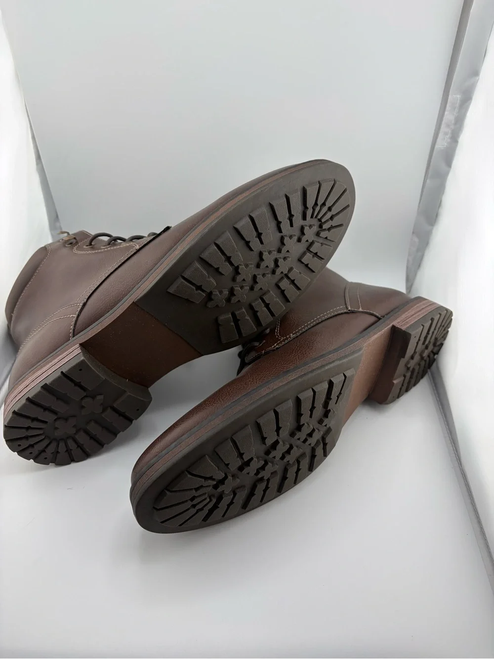 0188: Men's Club Room Westin Dark Brown Leather Boots with Lace-Up Closure
